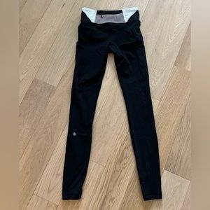 Black lululemon leggings